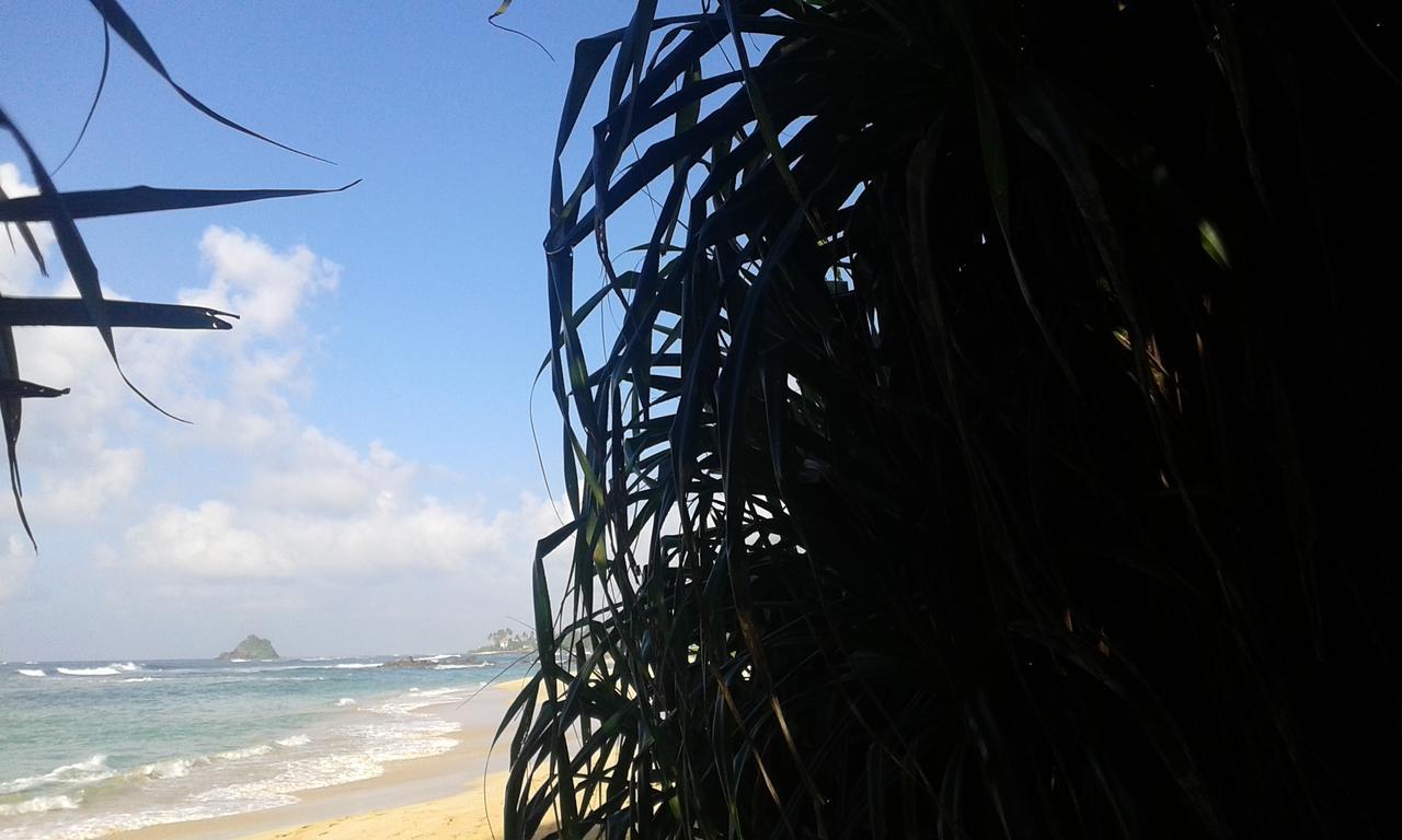 Hotel Ram'S Surfing Beach,Midigama East Esterno foto