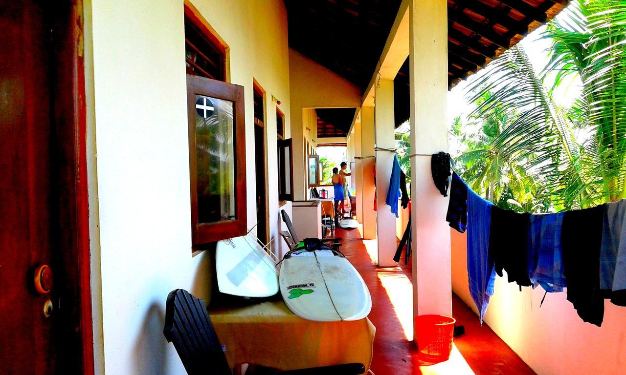 Hotel Ram'S Surfing Beach,Midigama East Esterno foto